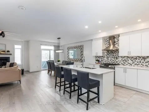28 Mendoza Way Kanata ON K2S 2S6