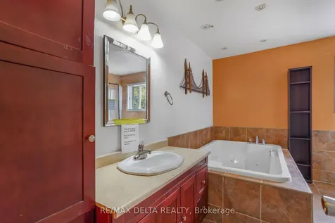 774 Edmond Street Hawkesbury ON K6A 3C1
