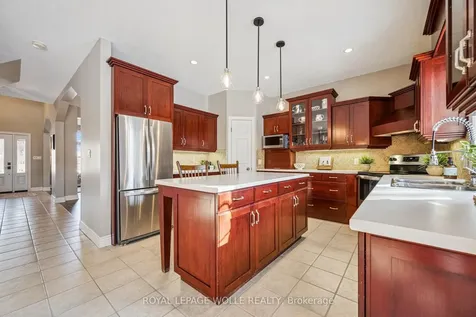 44 Crane Crescent Woolwich ON N3B 3M3