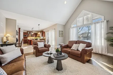 44 Crane Crescent Woolwich ON N3B 3M3