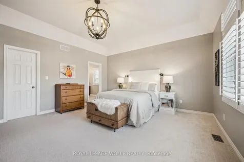 44 Crane Crescent Woolwich ON N3B 3M3