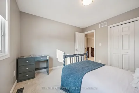 44 Crane Crescent Woolwich ON N3B 3M3