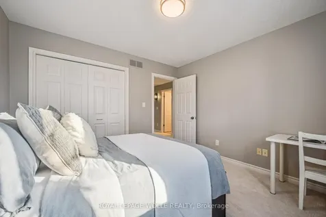 44 Crane Crescent Woolwich ON N3B 3M3