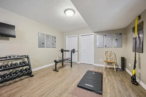 44 Crane Crescent Woolwich ON N3B 3M3