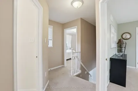 156 Provident Way Hamilton ON L0R 1W0