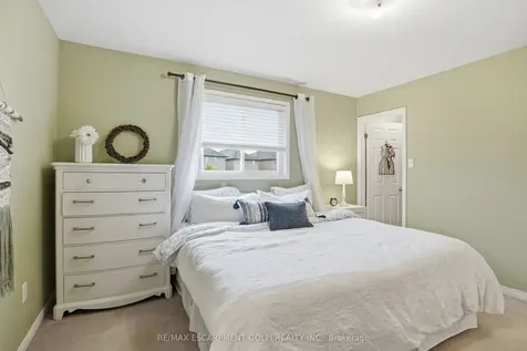 156 Provident Way Hamilton ON L0R 1W0