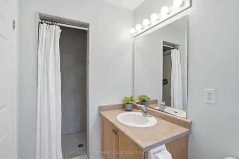 156 Provident Way Hamilton ON L0R 1W0