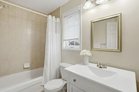 156 Provident Way Hamilton ON L0R 1W0