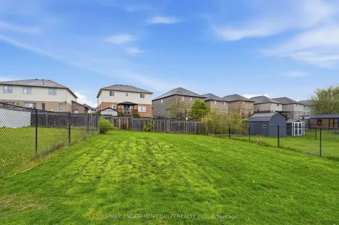 156 Provident Way Hamilton ON L0R 1W0