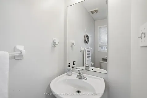 156 Provident Way Hamilton ON L0R 1W0
