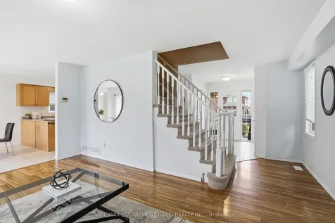 156 Provident Way Hamilton ON L0R 1W0