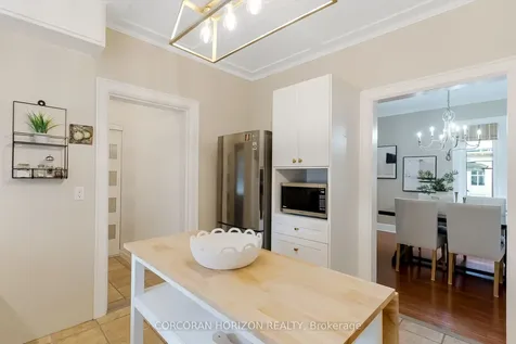 115 Filbert Street Kitchener ON N2H 1Y3