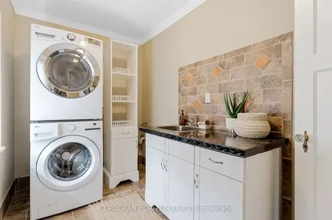 115 Filbert Street Kitchener ON N2H 1Y3