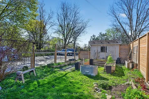 201 Romaine Street Peterborough ON K9J 2C3