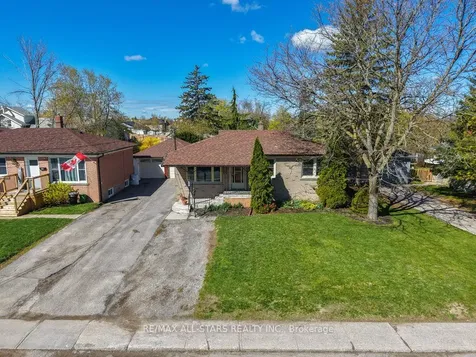 111 Adelaide Street N Kawartha Lakes ON K9V 4L8