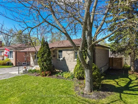 111 Adelaide Street N Kawartha Lakes ON K9V 4L8