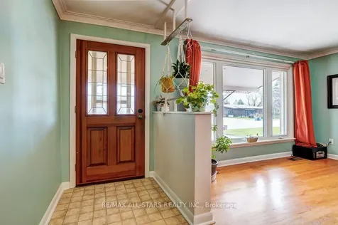 111 Adelaide Street N Kawartha Lakes ON K9V 4L8