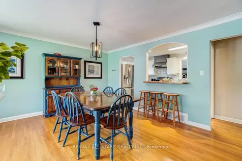 111 Adelaide Street N Kawartha Lakes ON K9V 4L8