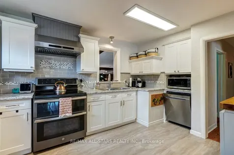 111 Adelaide Street N Kawartha Lakes ON K9V 4L8