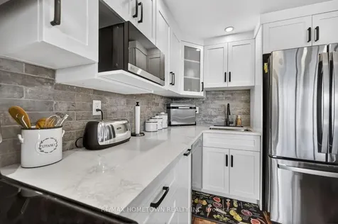 109 King Street E Brockville ON K6V 1B8