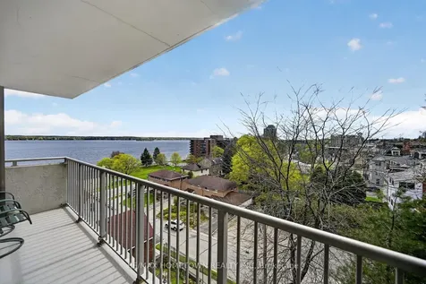 109 King Street E Brockville ON K6V 1B8