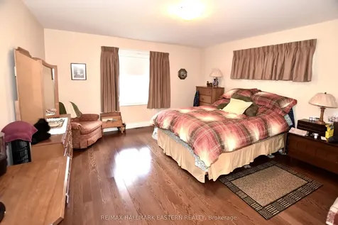 428 Raymond Street Peterborough ON K9L 1R2