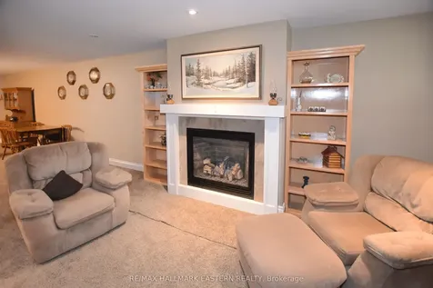 428 Raymond Street Peterborough ON K9L 1R2