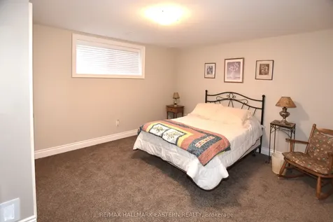 428 Raymond Street Peterborough ON K9L 1R2