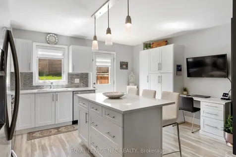 7768 Ascot Circle Niagara Falls ON L2H 3P9