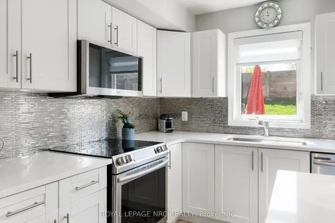 7768 Ascot Circle Niagara Falls ON L2H 3P9