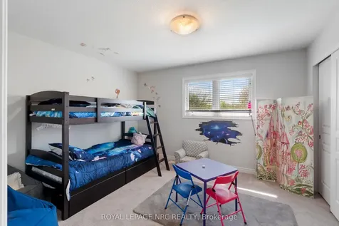 7768 Ascot Circle Niagara Falls ON L2H 3P9