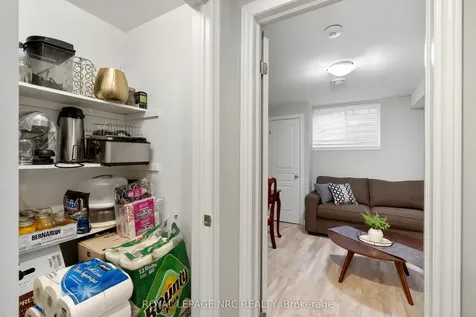 7768 Ascot Circle Niagara Falls ON L2H 3P9
