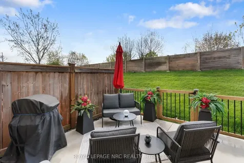 7768 Ascot Circle Niagara Falls ON L2H 3P9