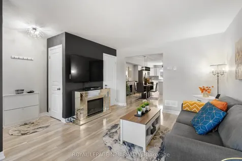 7768 Ascot Circle Niagara Falls ON L2H 3P9