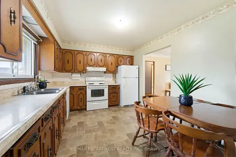 127 King Street E Haldimand ON N0A 1H0