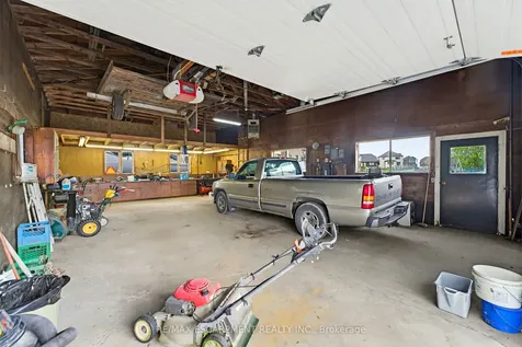 127 King Street E Haldimand ON N0A 1H0