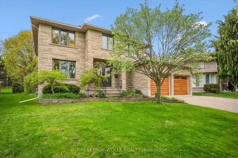 82 Corfield Drive Kitchener ON N2A 3W9