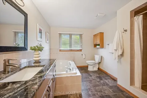 82 Corfield Drive Kitchener ON N2A 3W9