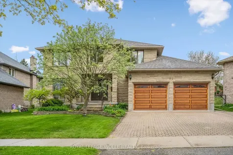82 Corfield Drive Kitchener ON N2A 3W9