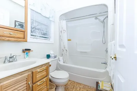 2997 Poplar Avenue Fort Erie ON L0S 1N0