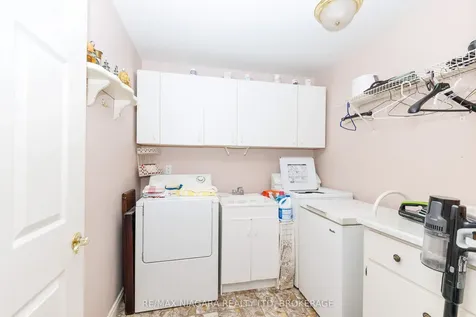 2997 Poplar Avenue Fort Erie ON L0S 1N0