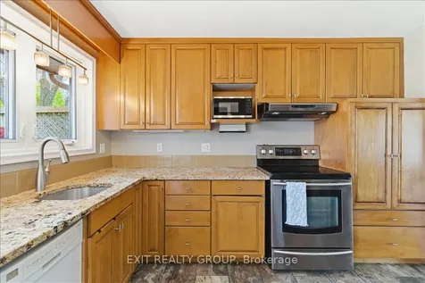 10 Gearin Street Quinte West ON K8V 3Y1