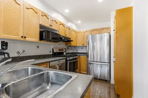 59 Saddlesmith Circle Kanata ON K2M 2Y9