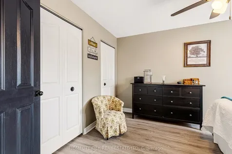 59 Saddlesmith Circle Kanata ON K2M 2Y9