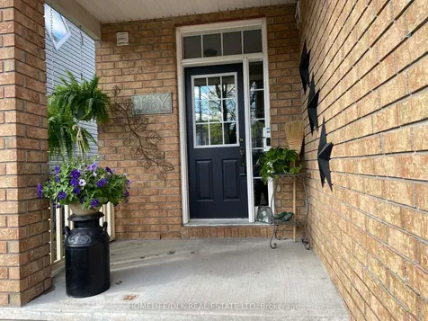 59 Saddlesmith Circle Kanata ON K2M 2Y9