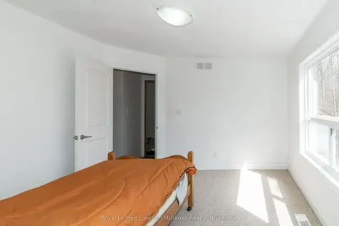3511 Brunel Road Lake Of Bays ON P0B 1A0