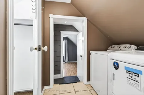 14 Cambridge Avenue Hamilton ON L8H 1T5