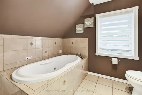 14 Cambridge Avenue Hamilton ON L8H 1T5