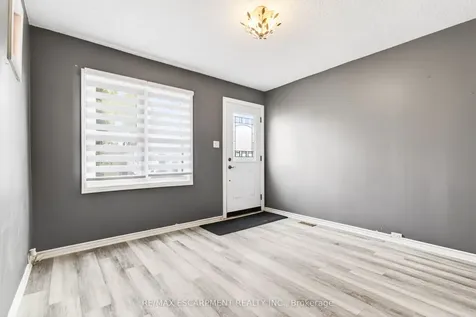 14 Cambridge Avenue Hamilton ON L8H 1T5