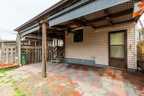 14 Cambridge Avenue Hamilton ON L8H 1T5